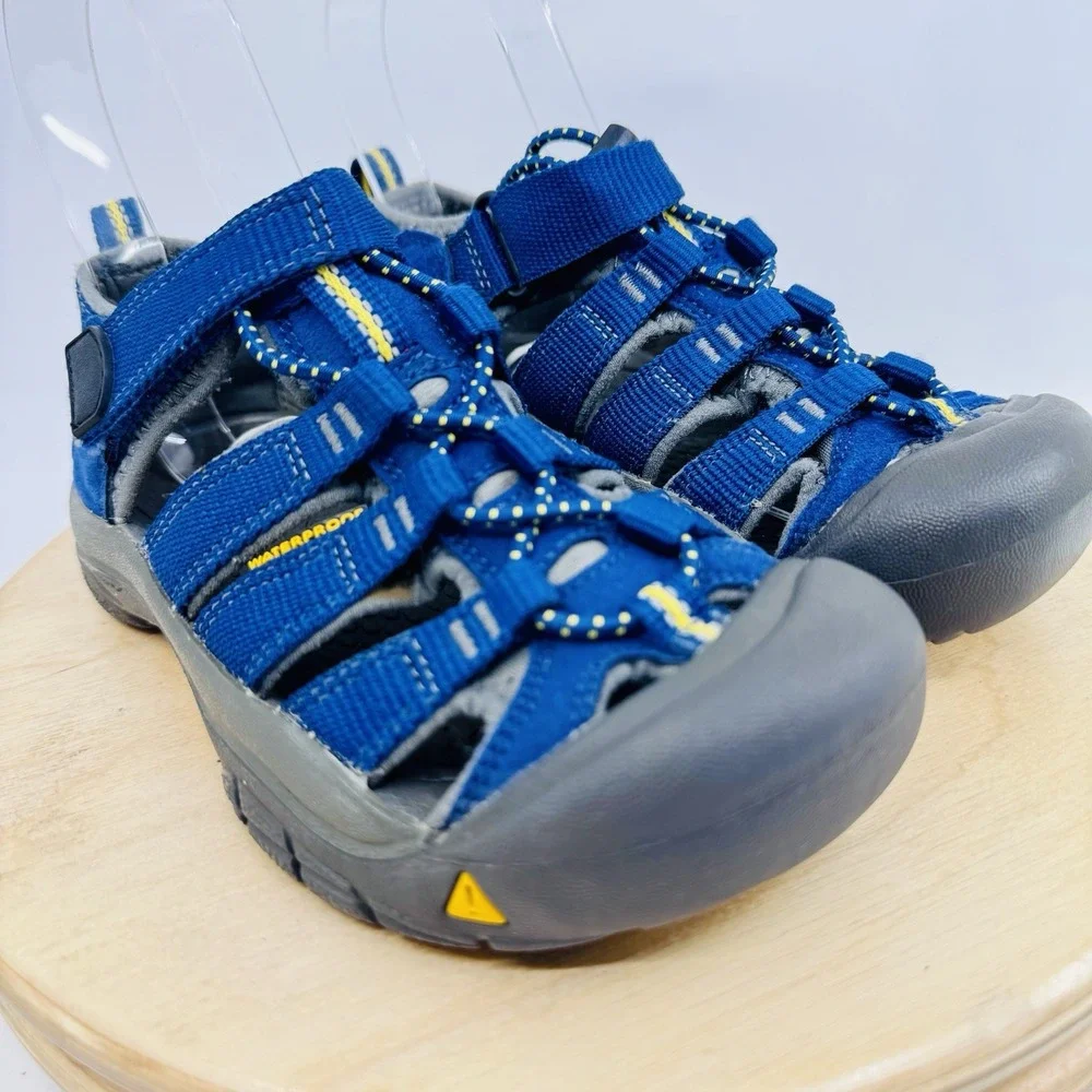 Keen Newport H2 Kids Size 13 Blue Waterproof Sandals Shoes Closed Toe Outdoor